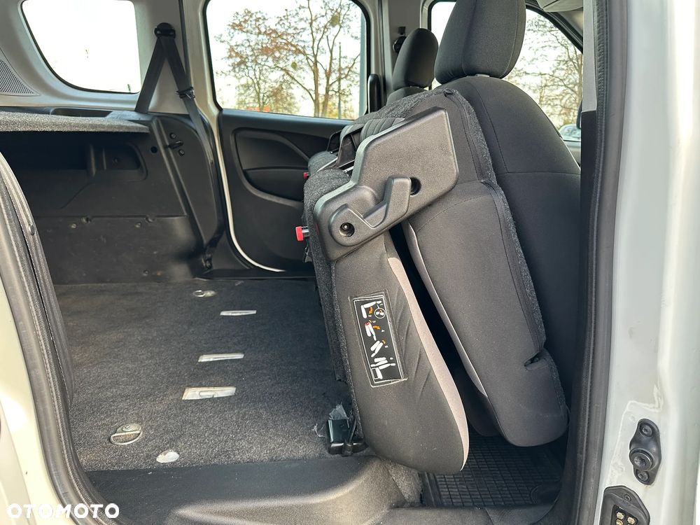 Fiat Doblo Dynamic - 19