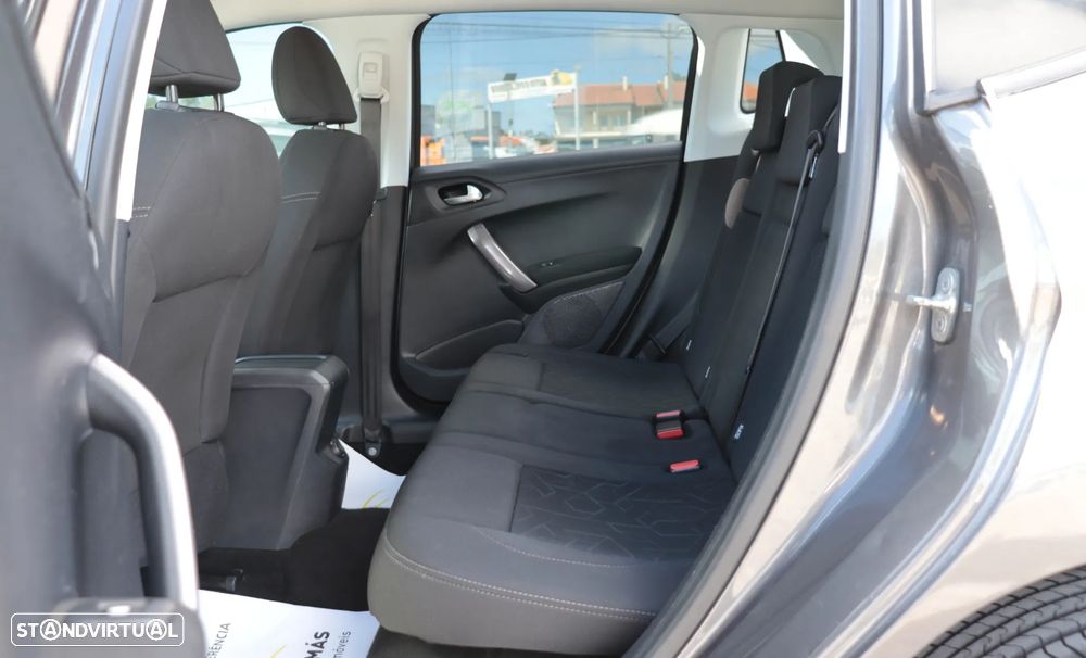 Peugeot 2008 1.2 PureTech Style - 16