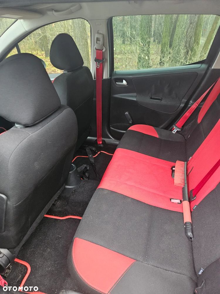 Peugeot 207 1.6 HDi - 5