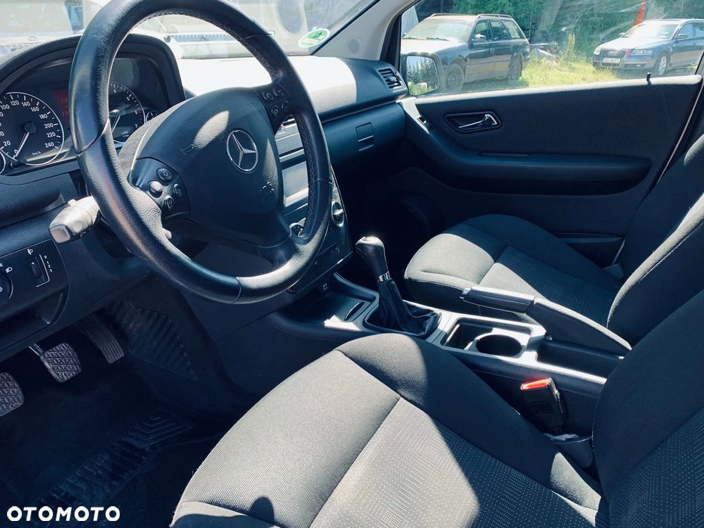 Mercedes-Benz Klasa A 160 BlueEFFICIENCY Elegance - 7