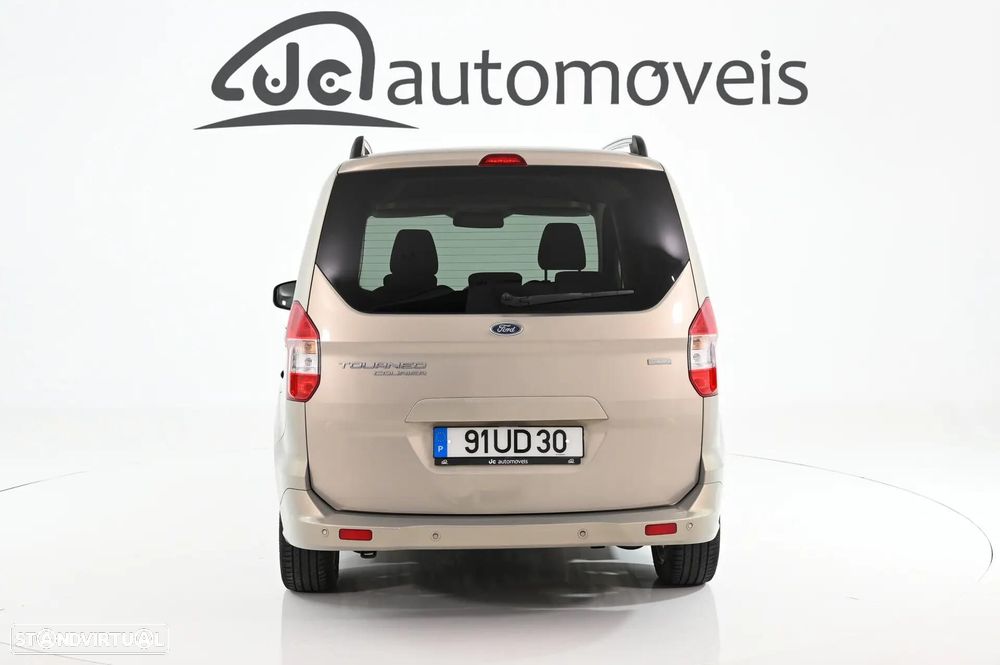 Ford Tourneo Courier 1.0 EcoBoost Titanium - 8