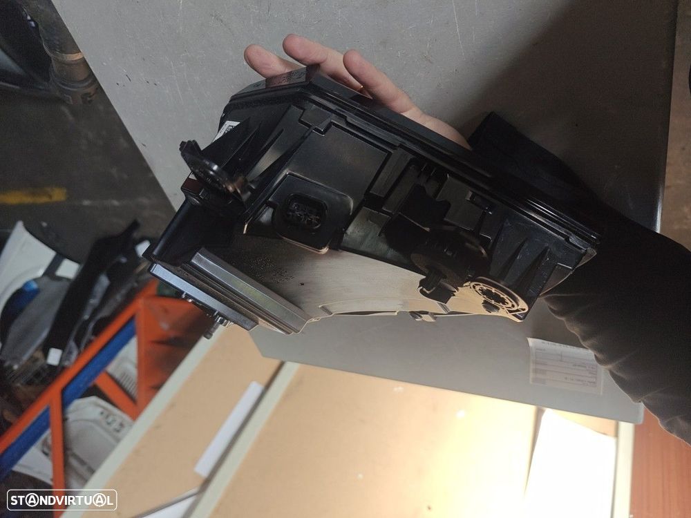 Farolim Direito Do Painel Lanterna Tras Stop Drt Mini Mini (F56)  6068 - 5