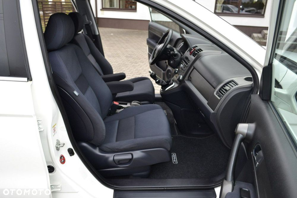 Honda CR-V 2.0i-VTEC Comfort 50 Jahre Edition - 36