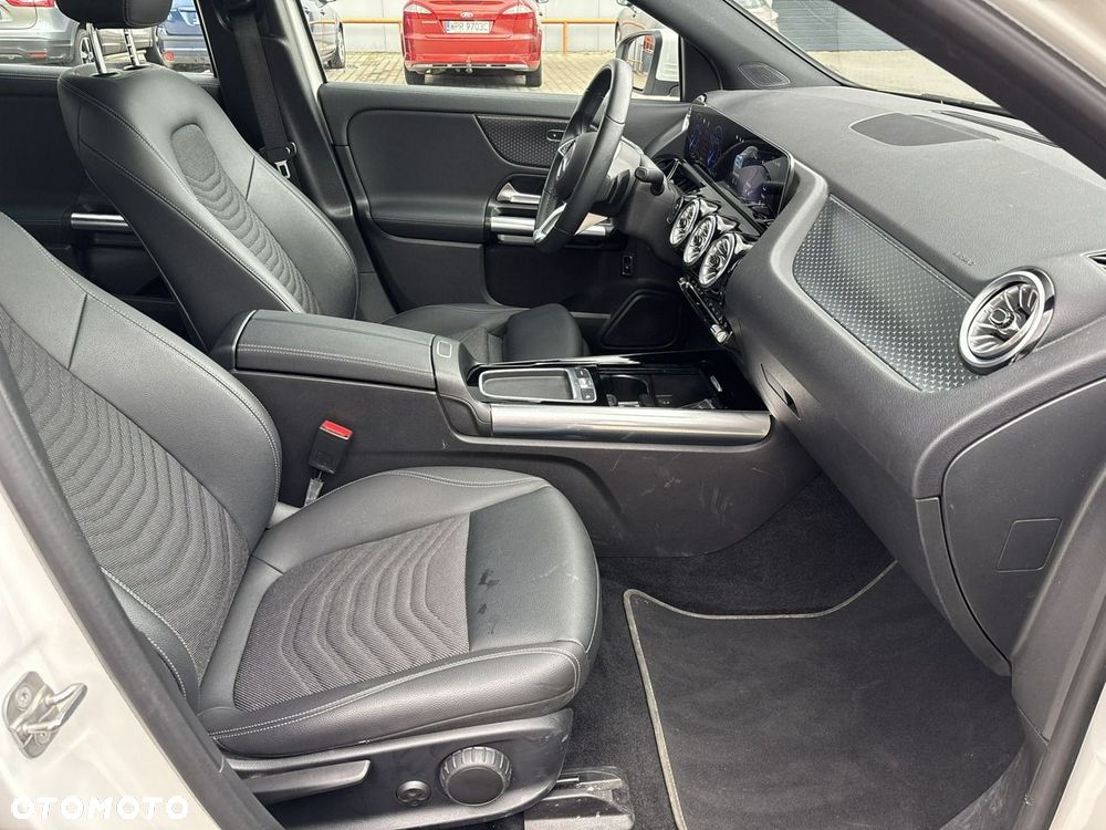 Mercedes-Benz EQA 250+ 70.5kWh Progressive - 15