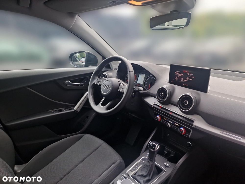 Audi Q2 - 10
