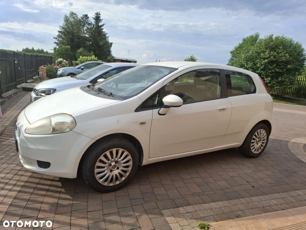 Fiat Grande Punto Actual 1.2 8V Fresh - 4