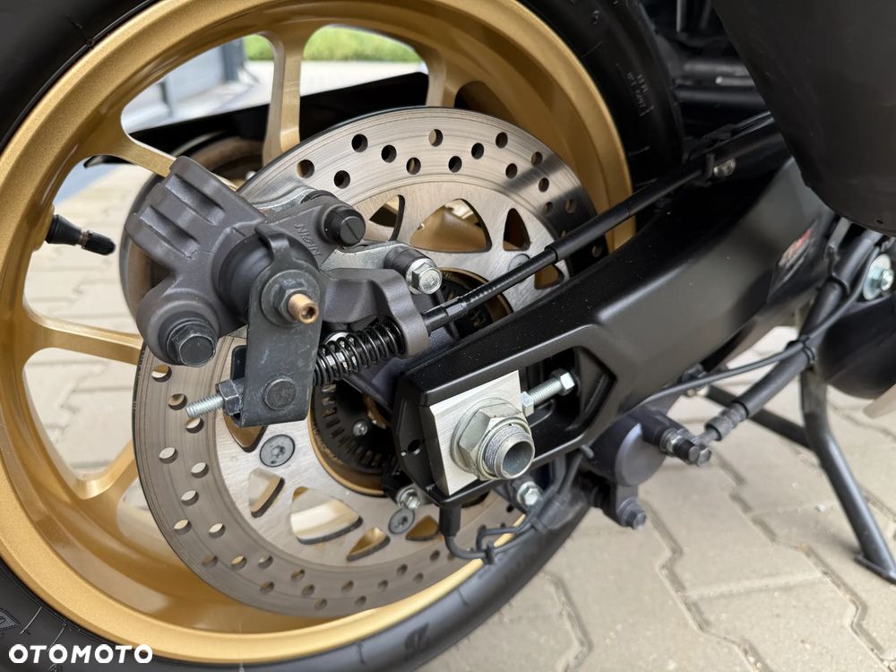 Yamaha Tmax - 19