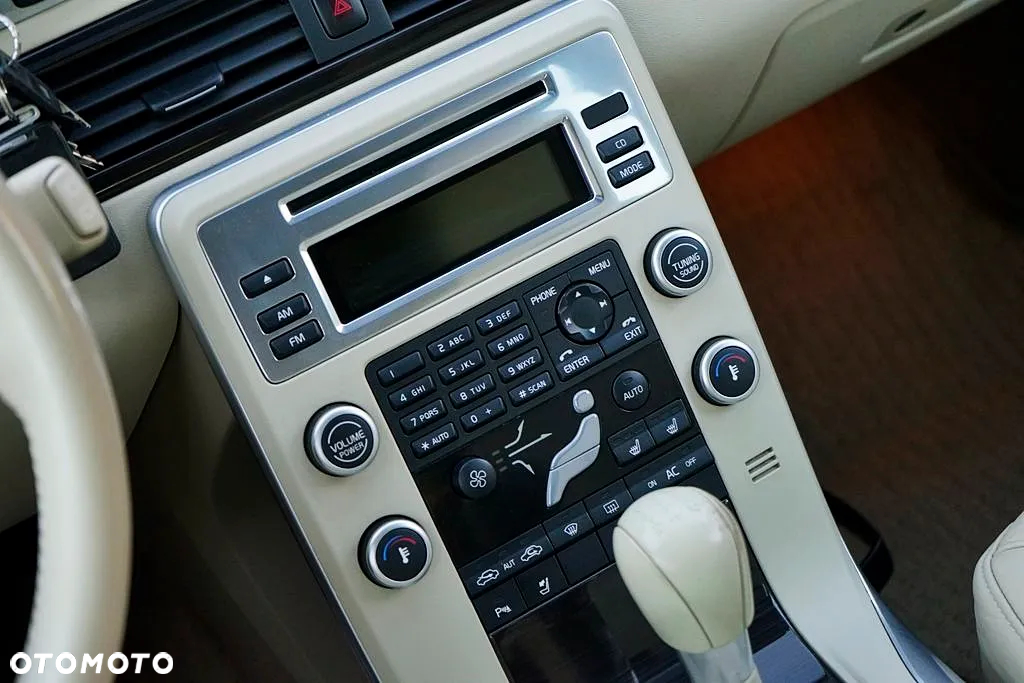 Volvo V70 1.6D DRIVe - 28