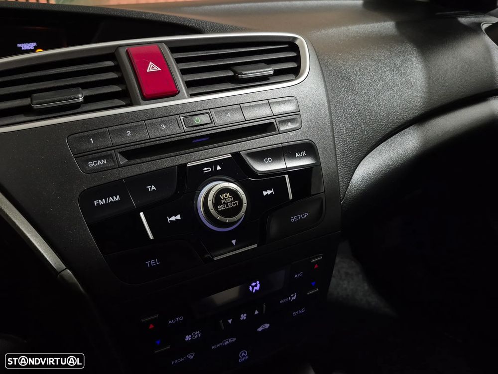 Honda Civic Tourer 1.6 i-DTEC Elegance - 27