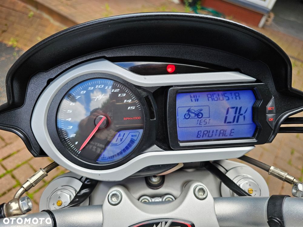 MV AGUSTA Brutale - 13