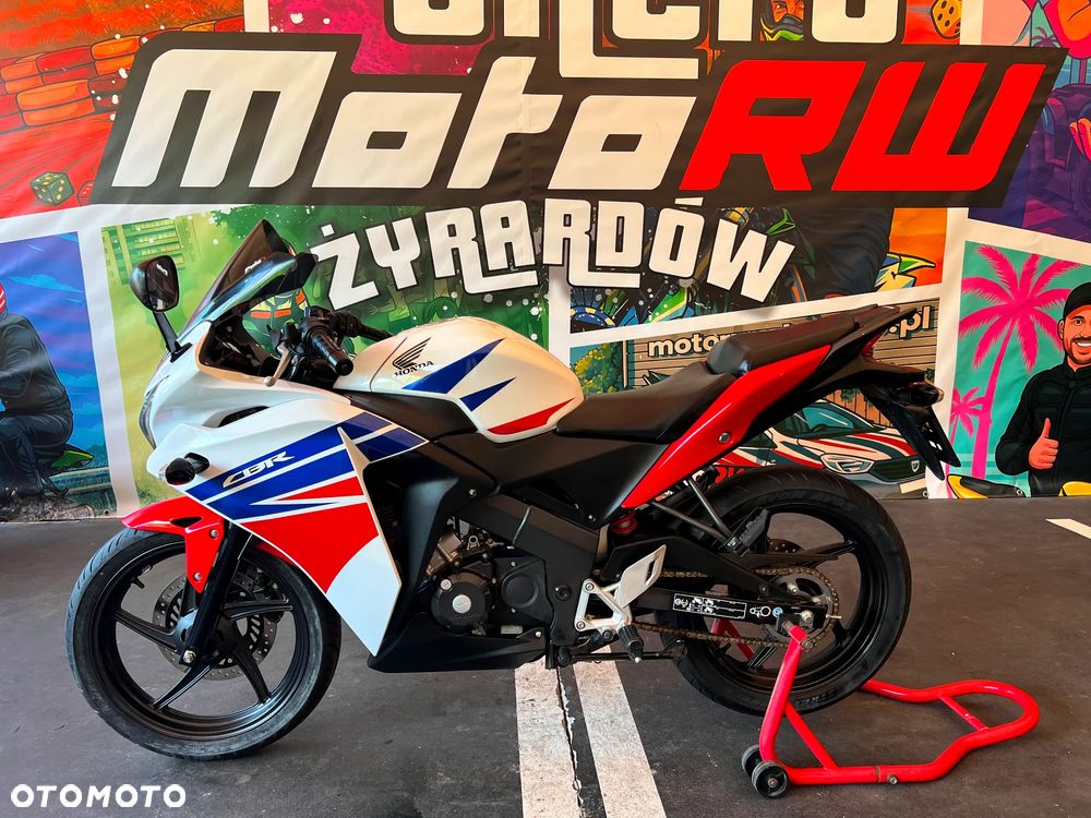 Honda CBR - 16