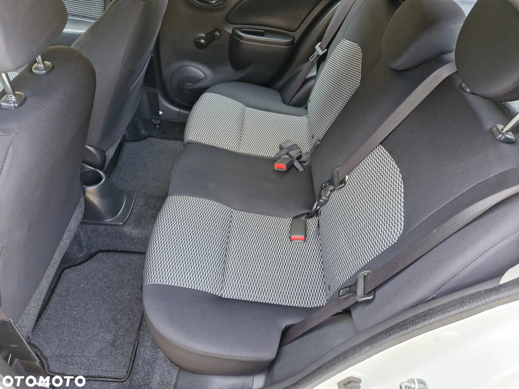 Nissan Micra 1.2 Visia - 9