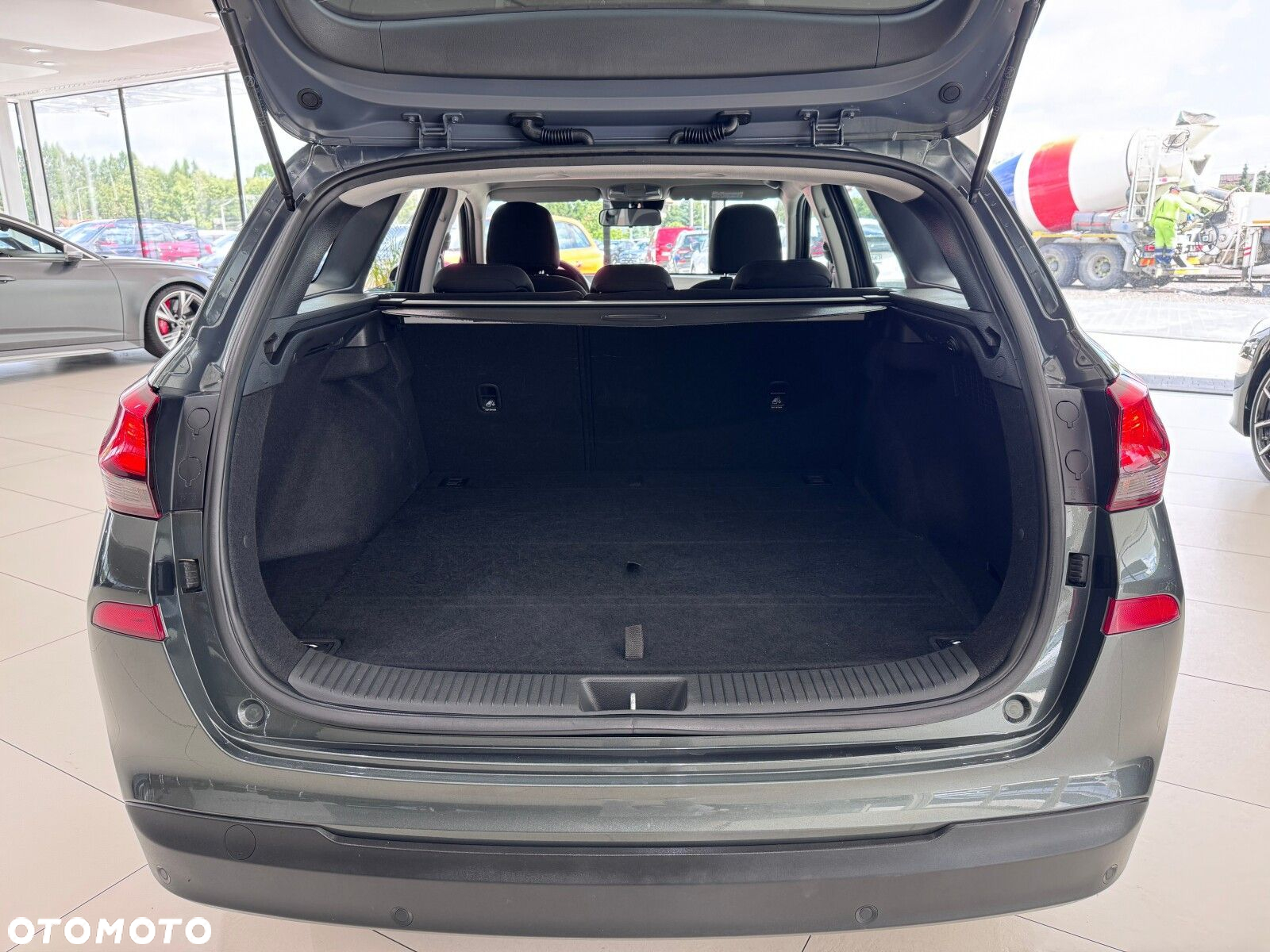 Hyundai i30 1.5 DPI Classic + - 17