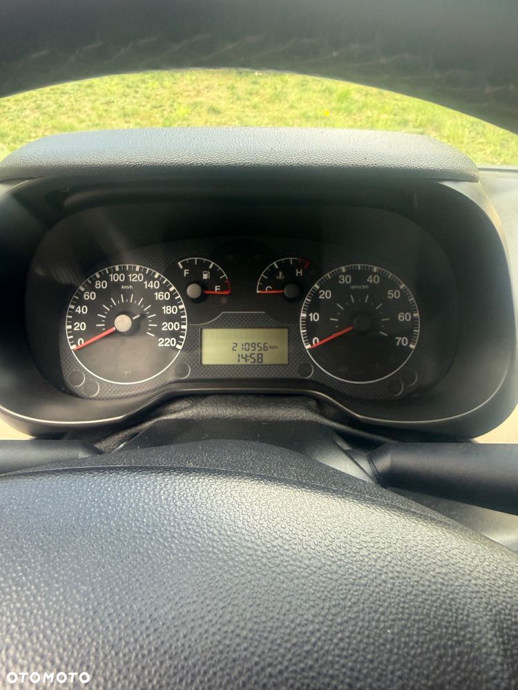 Fiat Punto 1.4 16V Emotion - 5