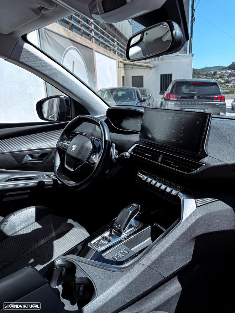 Peugeot 5008 1.5 BlueHDi Allure Pack EAT8 - 8
