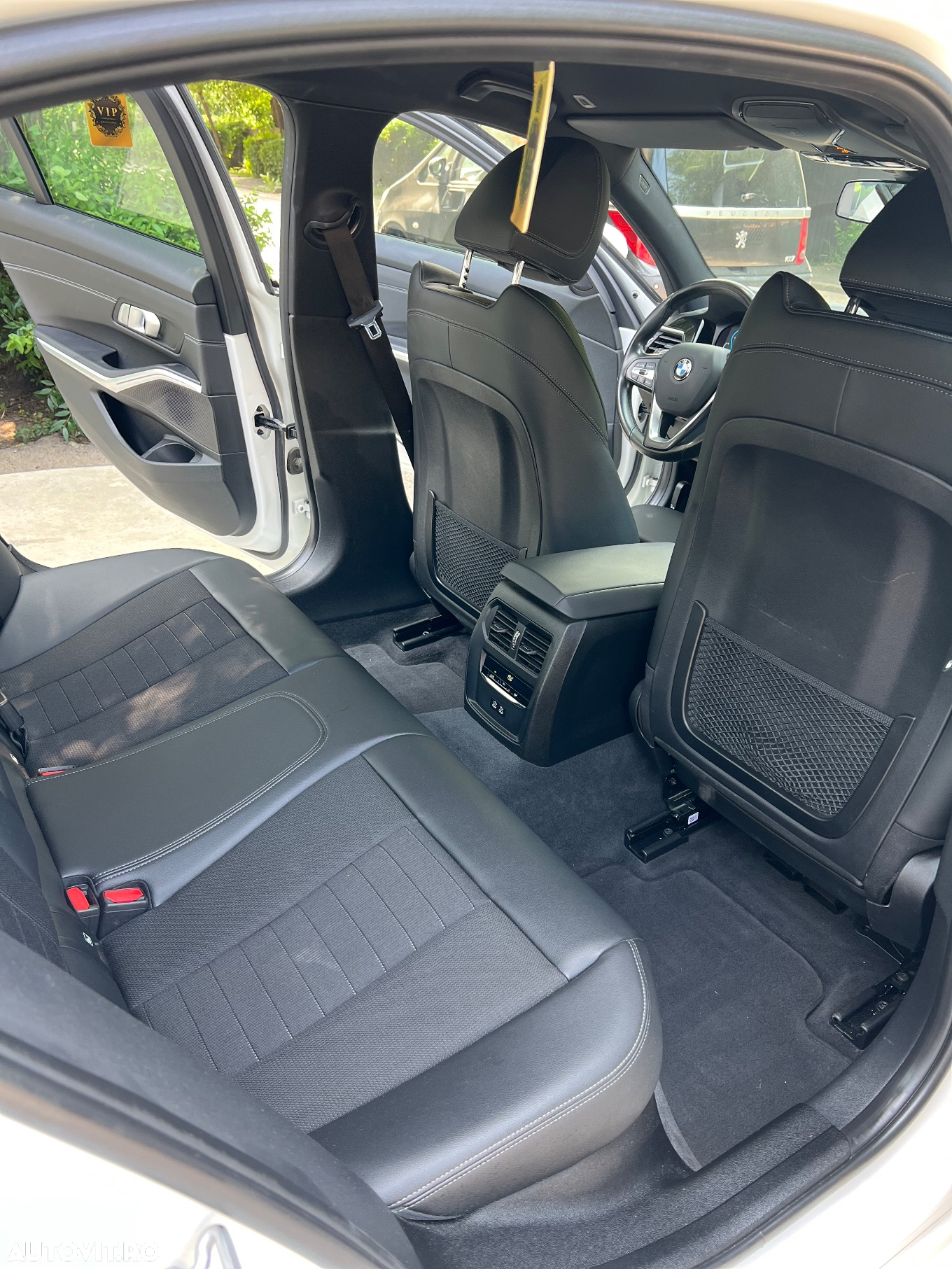 BMW Seria 3 330e AT PHEV - 10