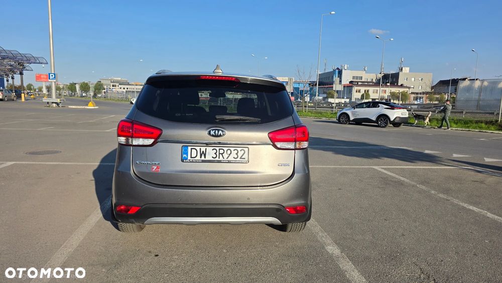 Kia Carens 1.7 CRDi Business Line 7os 7DCT - 1