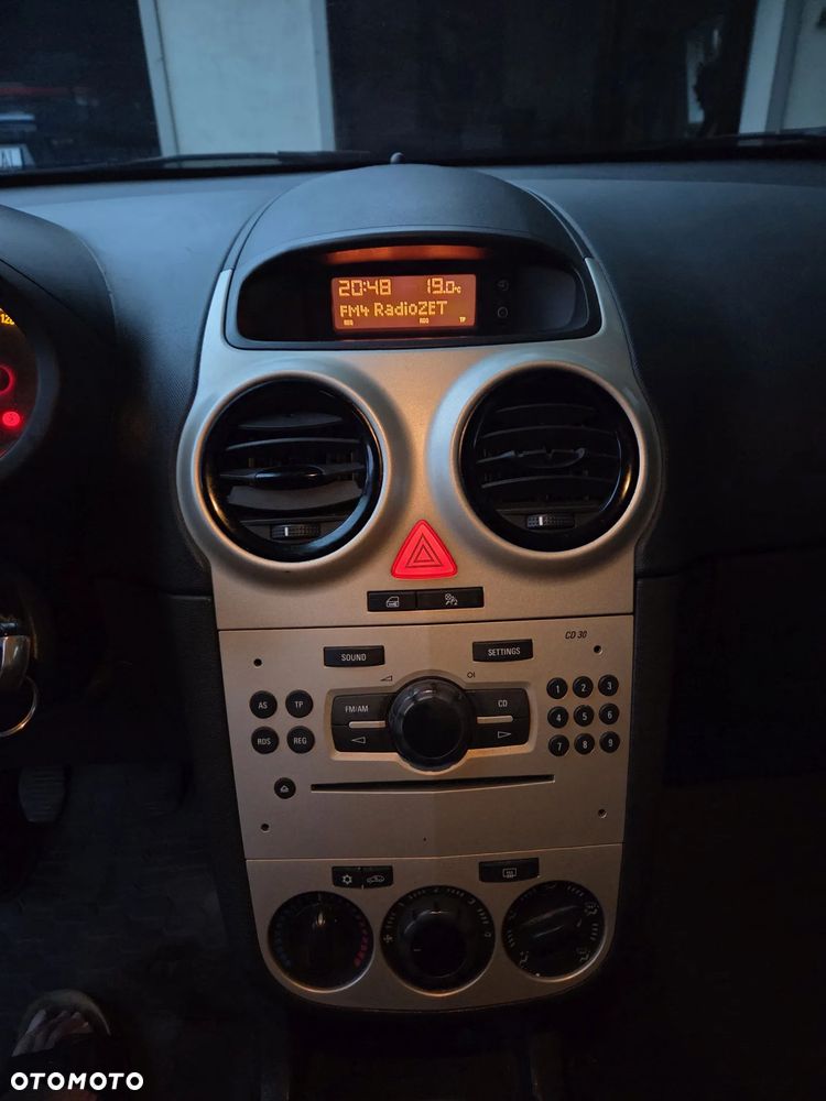 Opel Corsa - 4