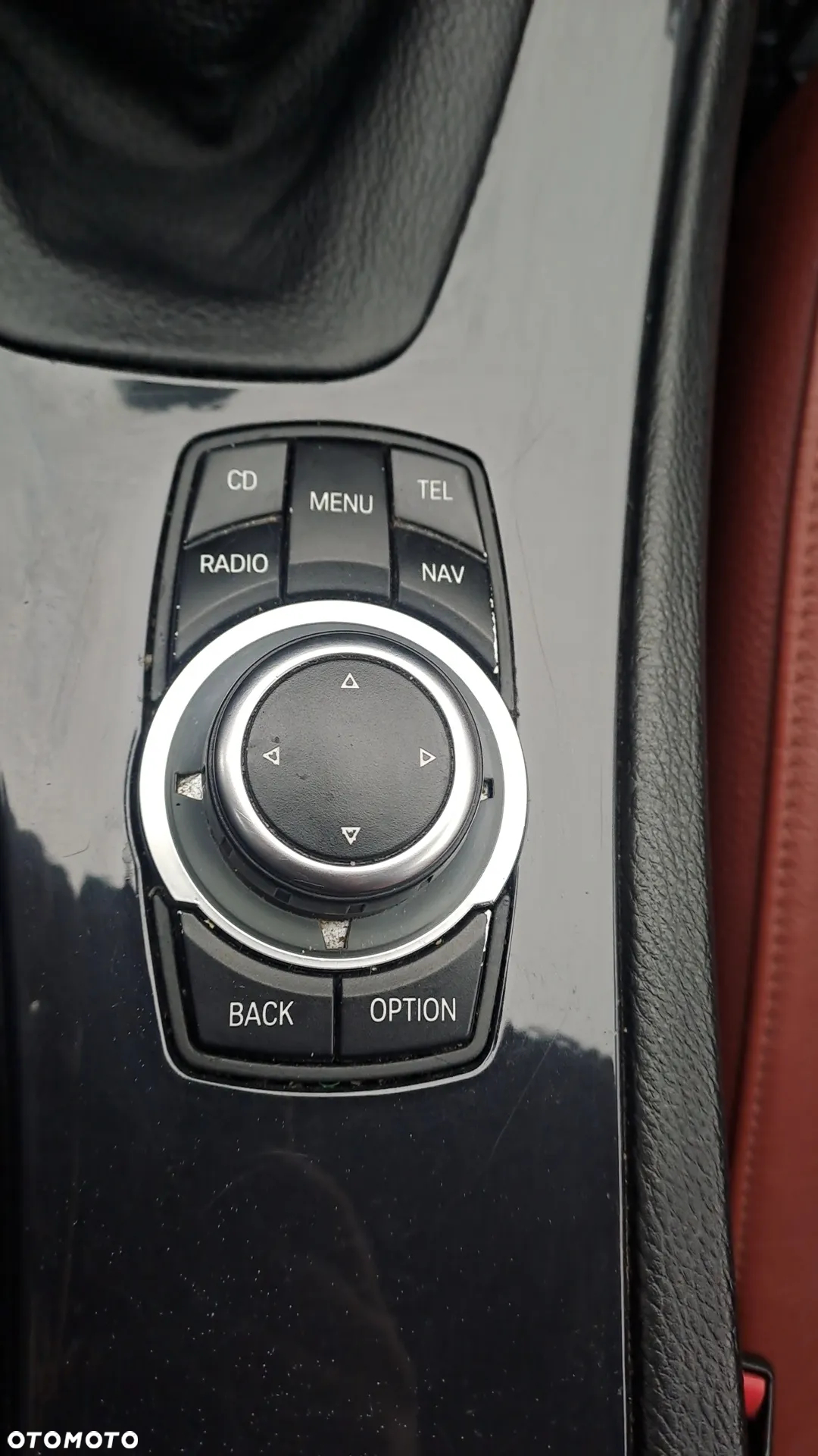 BMW Seria 3 318d Touring - 14