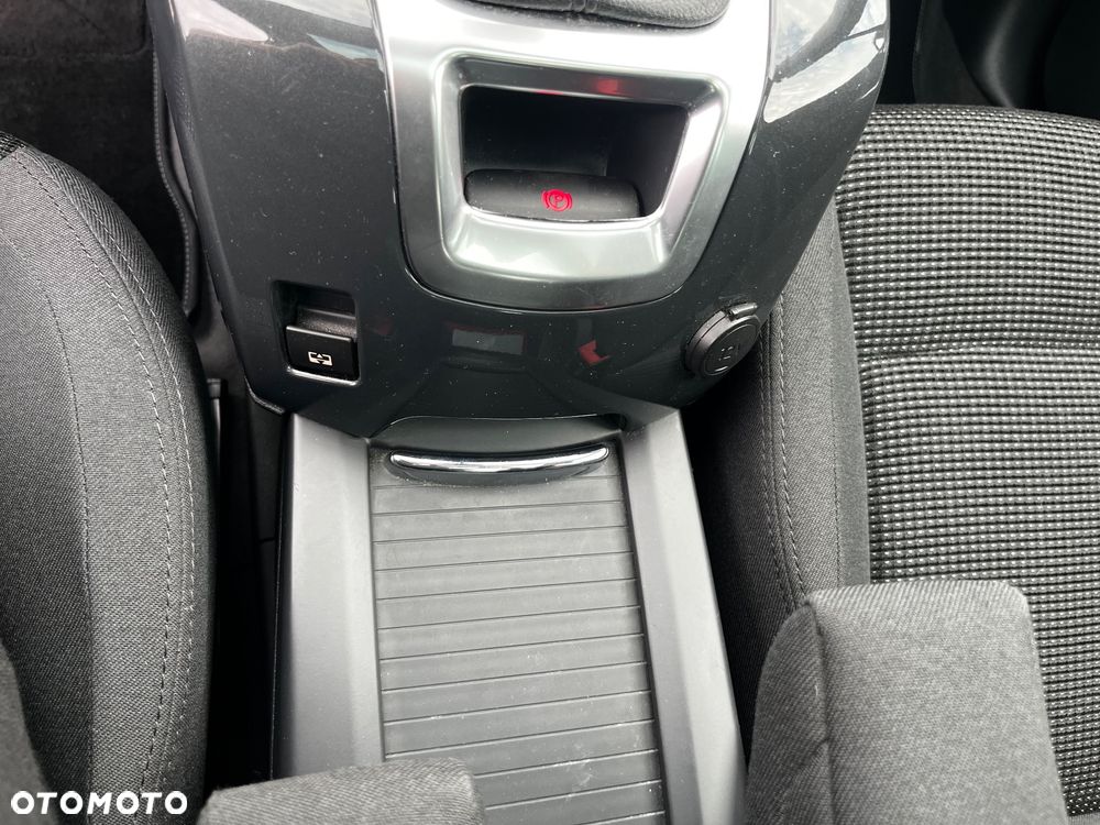 Peugeot 5008 2.0 HDi Allure - 24
