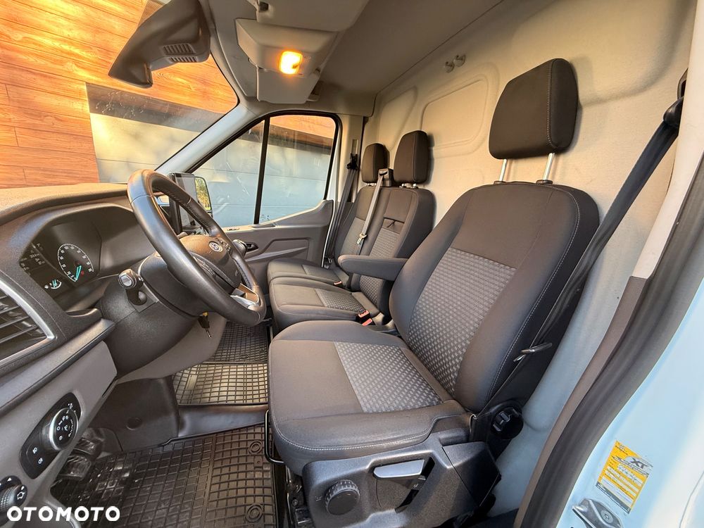 Ford Transit - 8