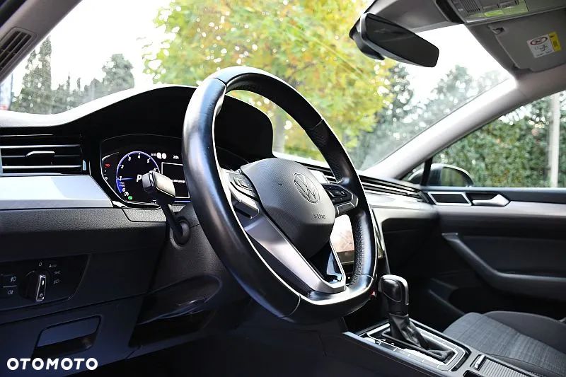 Volkswagen Passat Variant 1.5 TSI OPF DSG Highline - 11