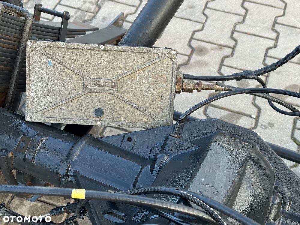 Iveco Daily 70c zawieszenie kompletne tył most blokada dyferencjału 8/41 03f22 5802345364 - 3