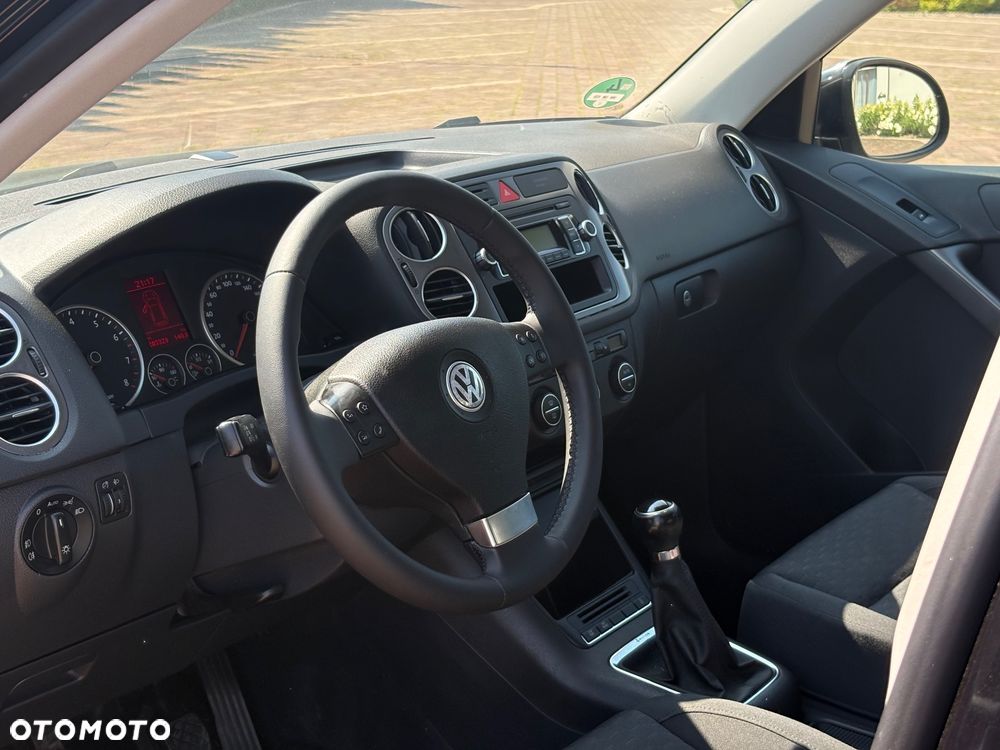 Volkswagen Tiguan 1.4 TSI 4Motion Trend & Fun - 11