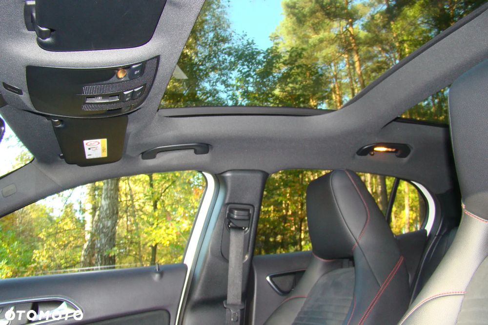 Mercedes-Benz GLA 220 d 4-Matic AMG Line - 8