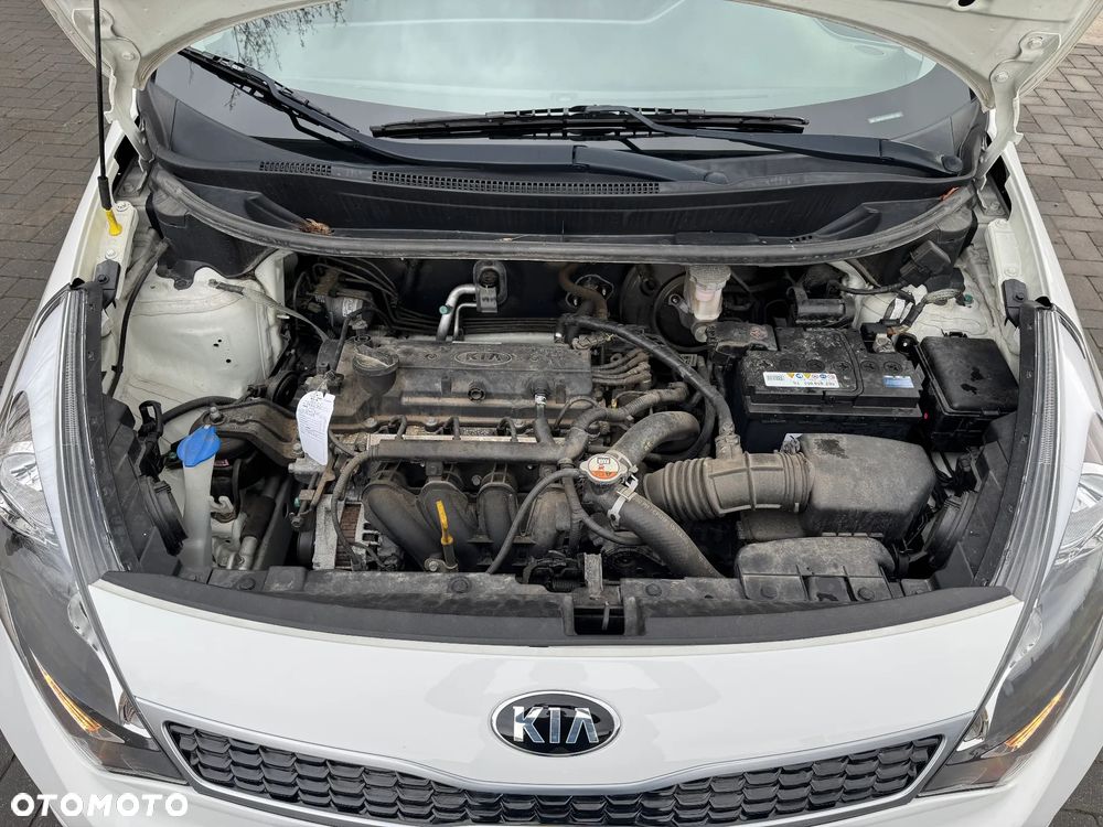 Kia Rio 1.2 Attract - 35