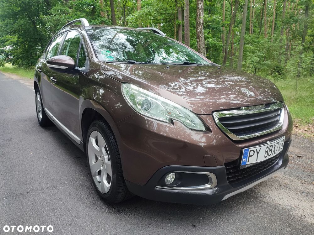 Peugeot 2008 1.6 e-HDi Style S&S - 8