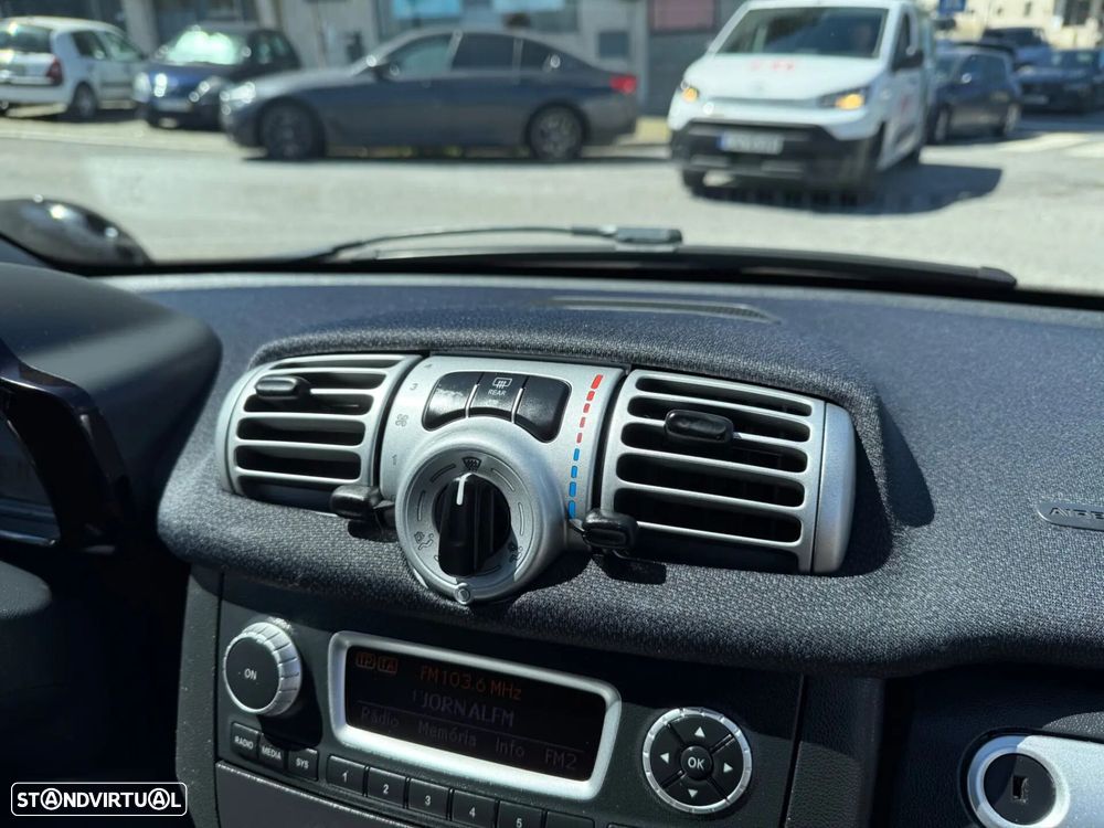 Smart ForTwo Coupé 1.0 mhd Pure 61 - 13