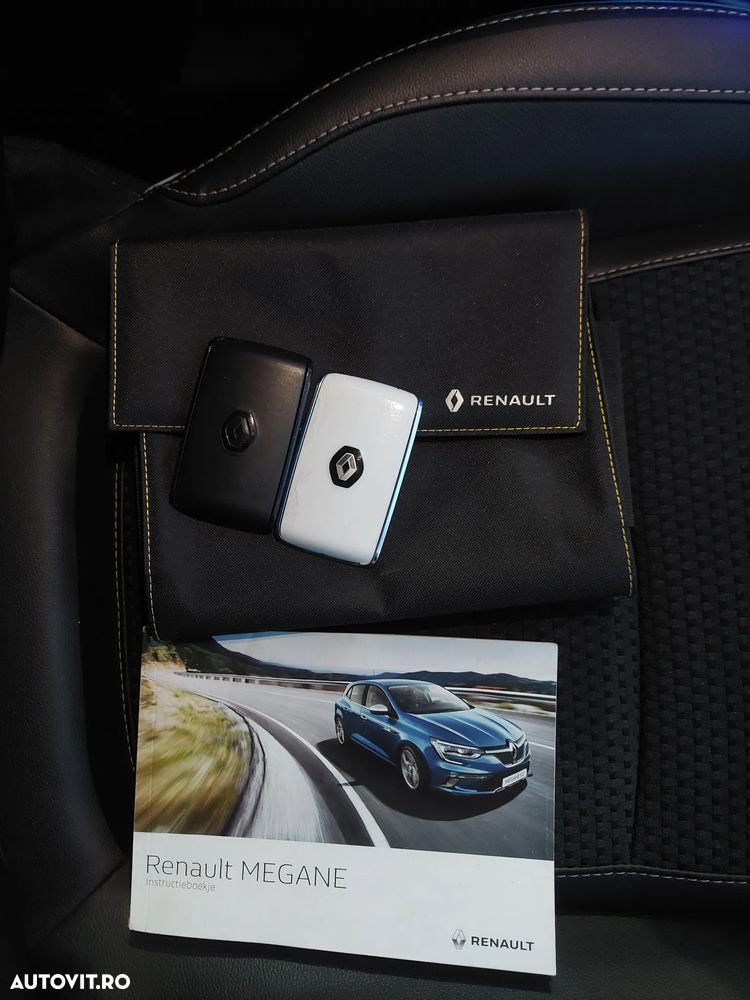 Renault Megane ENERGY dCi 110 Start & Stop Bose Edition - 33