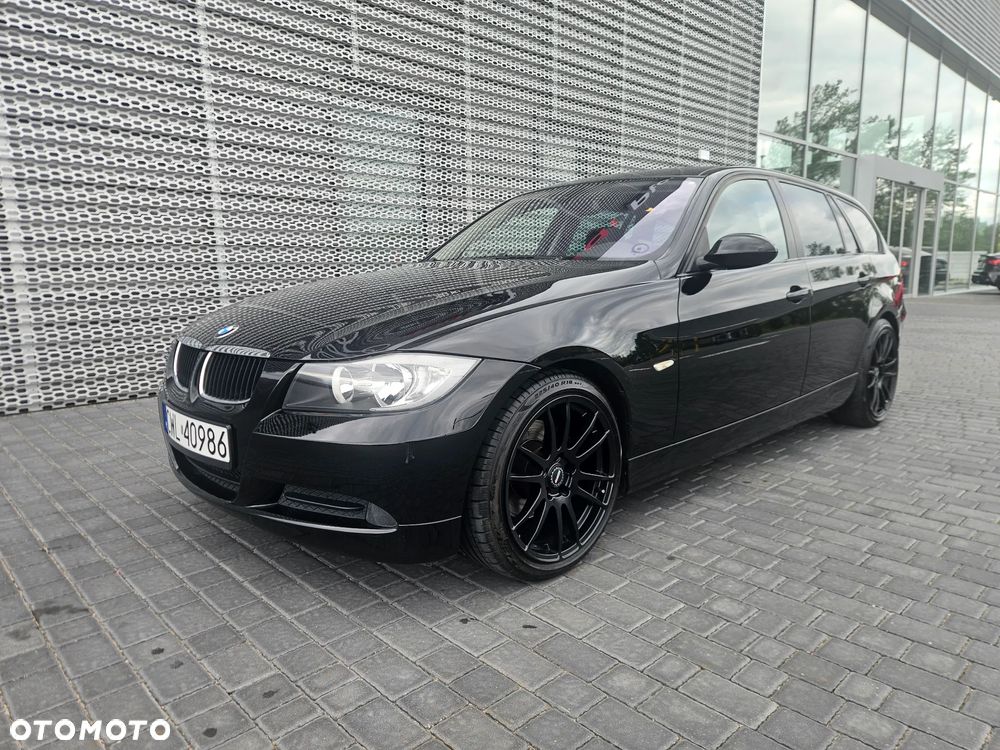 BMW Seria 3 318i - 3