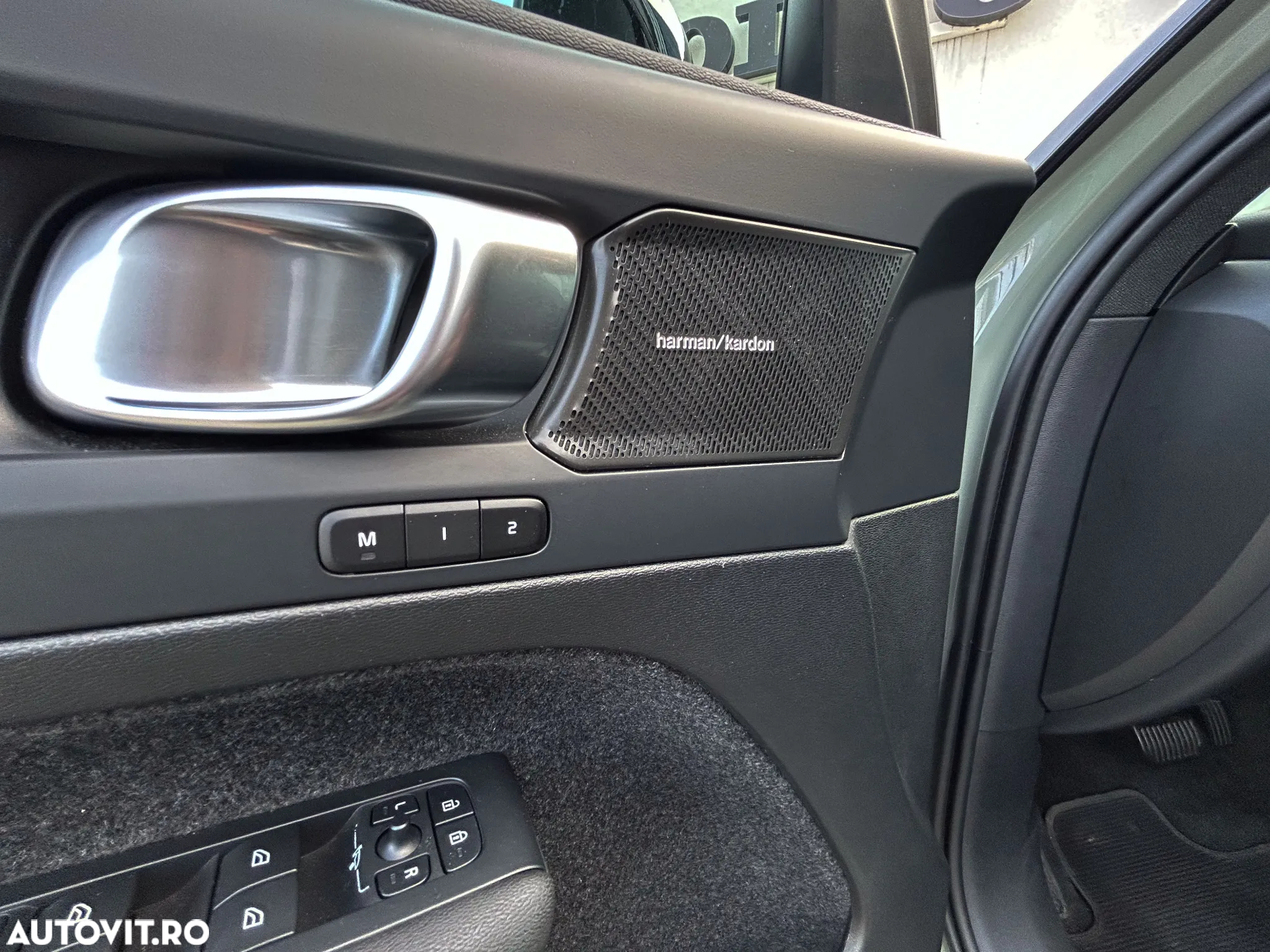 Volvo XC 40 Recharge Twin Motor AWD Ultimate - 30