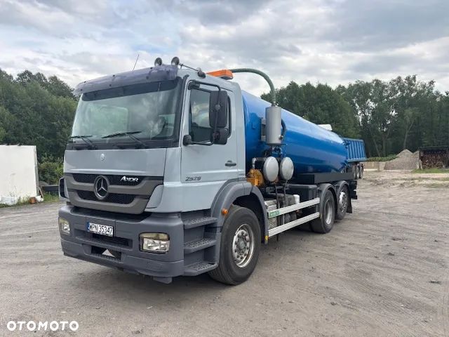 Mercedes-Benz AXSOR - 1