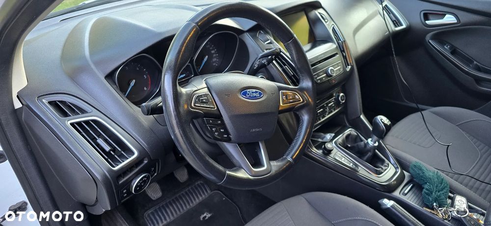 Ford Focus - 2