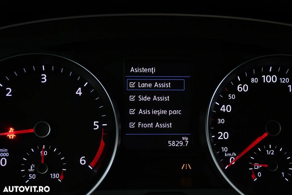 Volkswagen Passat Alltrack 2.0 TDI SCR 4Motion DSG - 25