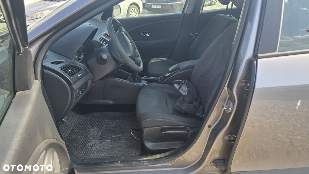 Renault Fluence - 13