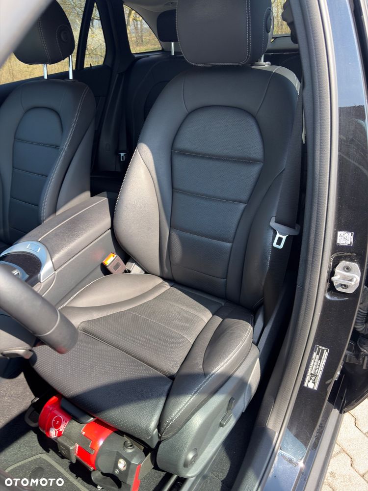 Mercedes-Benz GLC - 18