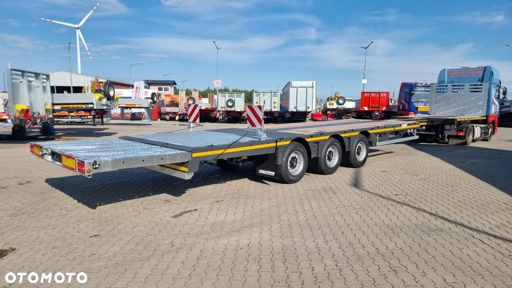 MAX Trailer platforma z hydraulicznie opuszczaną i wysuwaną rampą najazdową - 17