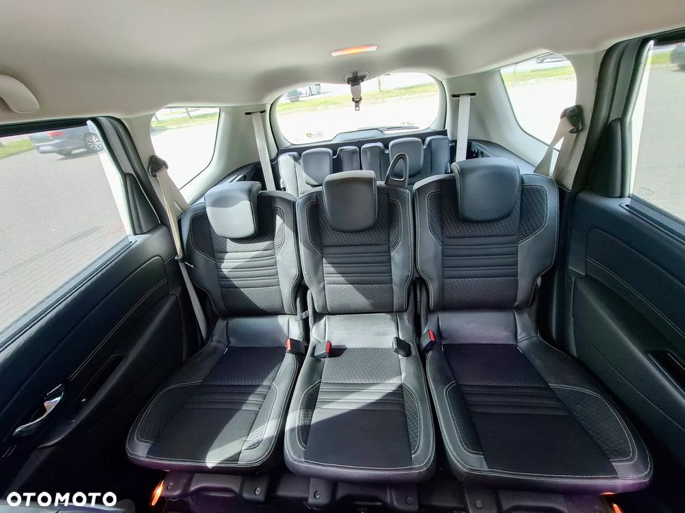 Renault Scenic 1.6 dCi Energy Bose Edition - 11