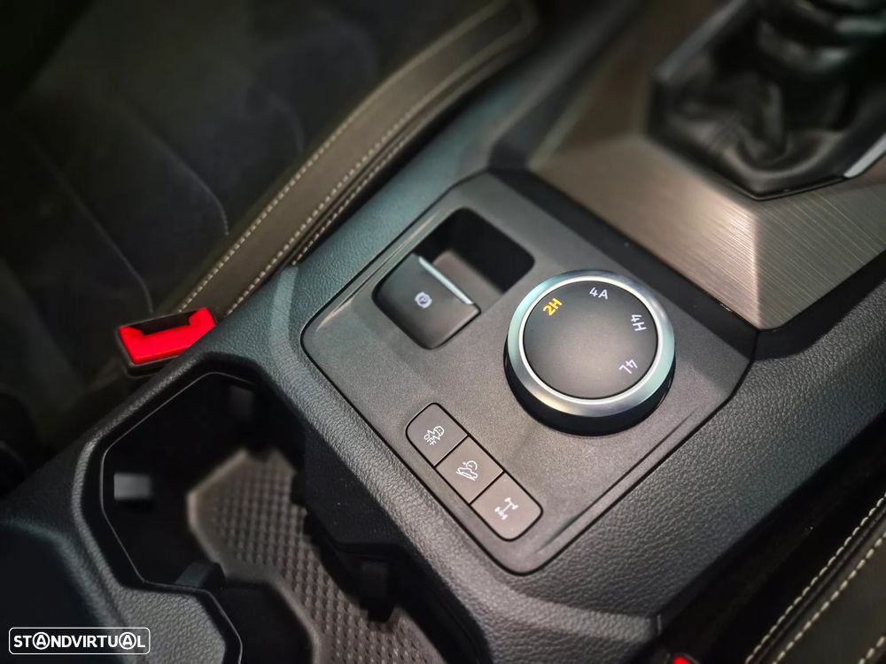 VW Amarok 3.0 TDI Aventura 4x4 - 10