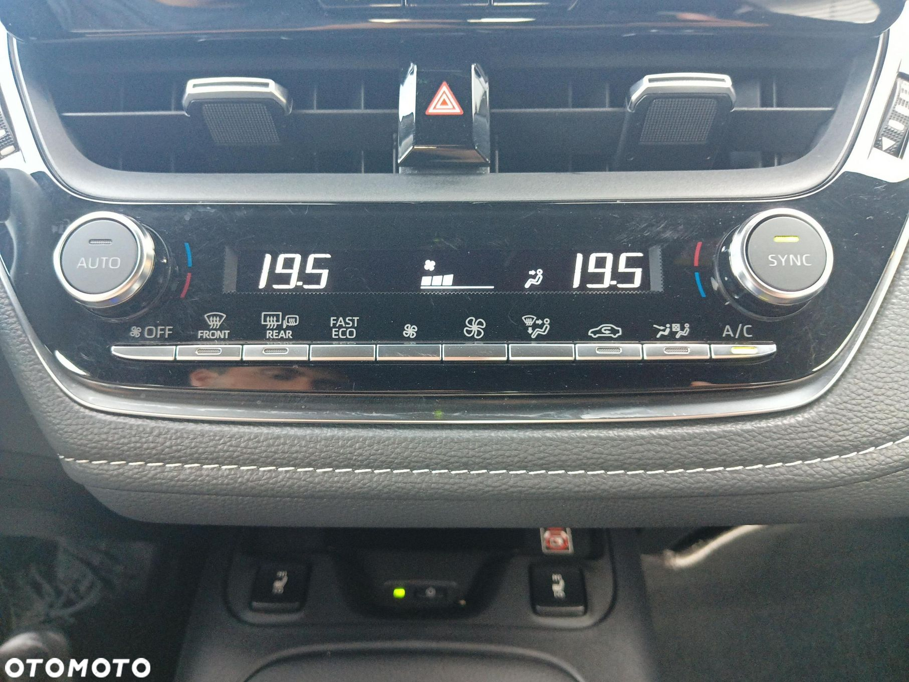 Toyota Corolla - 19