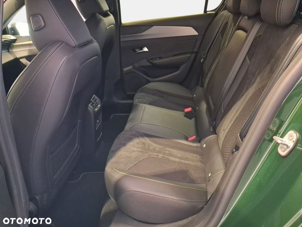 Peugeot 308 1.2 PureTech GT S&S EAT8 - 11