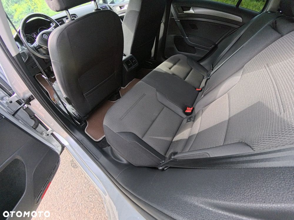 Volkswagen Golf VII 2.0 TDI BMT Comfortline - 25