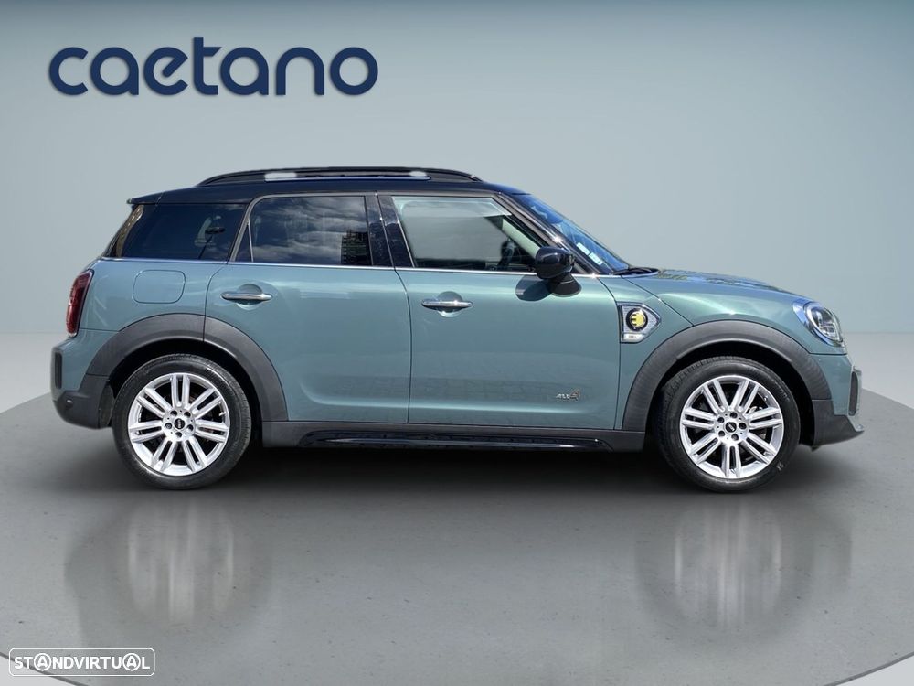 MINI Countryman Cooper SE Premium Classic Auto - 22