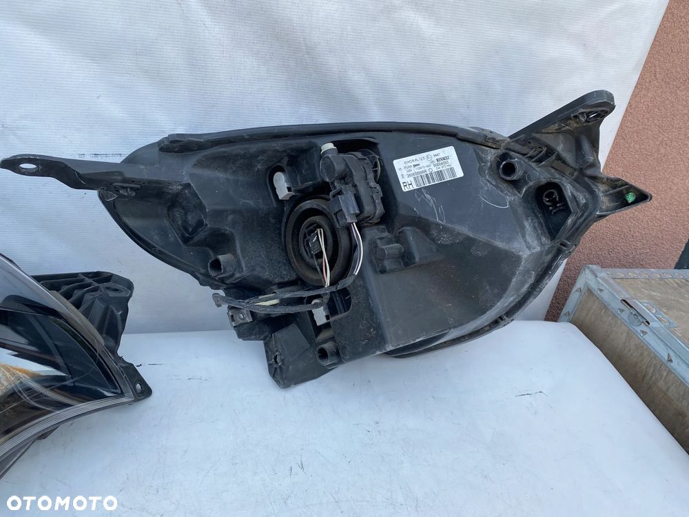 lampy twingo II lift komplet eu całe - 4