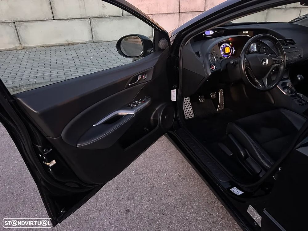 Honda Civic 1.4 i-VTEC Sport - 17