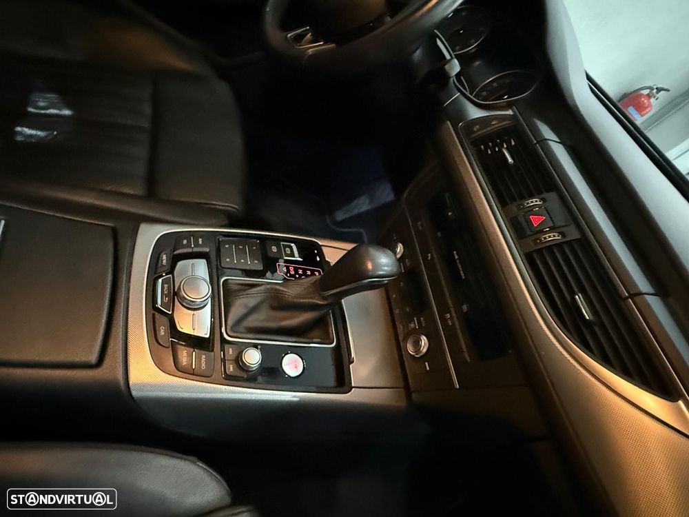 Audi A6 Avant 2.0 TDi Business Line S-line S tronic - 30